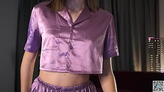 Snapshot of AnneKlint chatting on 12.07.24 AnneKlint online show from 12.07.24