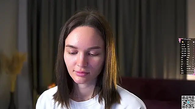 Snapshot of AnneKlint chatting on 01.04.25 AnneKlint online show from 01.04.25