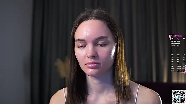 Snapshot of AnneKlint chatting on 01.31.25 AnneKlint online show from 01.31.25