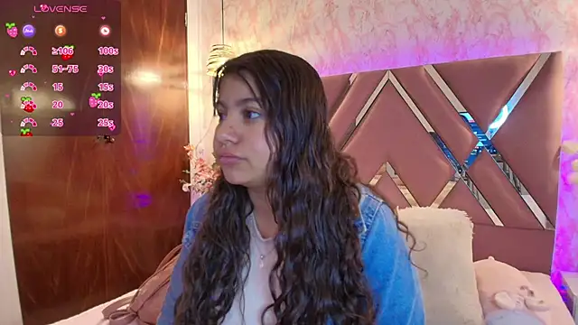 Snapshot of Miaa_Smiith1 chatting on 01.29.25 Miaa Smiith1 online show from 01.29.25