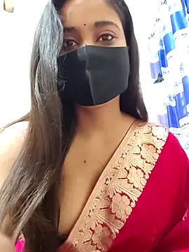 Snapshot of SimaRoy- chatting on 02.18.25 SimaRoy- online show from 02.18.25