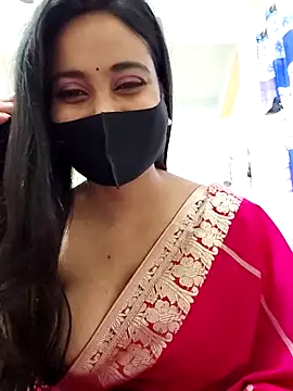 Snapshot of SimaRoy- chatting on 02.22.25 SimaRoy- online show from 02.22.25