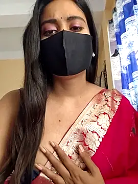 Snapshot of SimaRoy- chatting on 02.26.25 SimaRoy- online show from 02.26.25