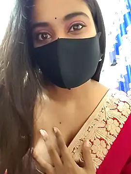 Snapshot of SimaRoy- chatting on 03.11.25 SimaRoy- online show from 03.11.25