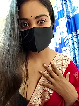 Snapshot of SimaRoy- chatting on 03.15.25 SimaRoy- online show from 03.15.25