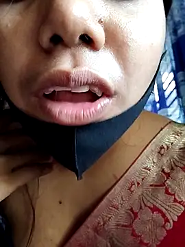 Snapshot of SimaRoy- chatting on 03.15.25 SimaRoy- online show from 03.15.25