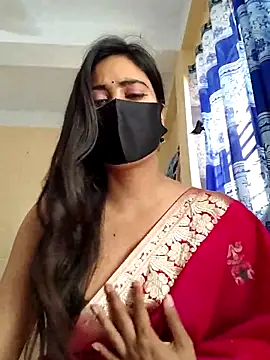 Snapshot of SimaRoy- chatting on 03.15.25 SimaRoy- online show from 03.15.25