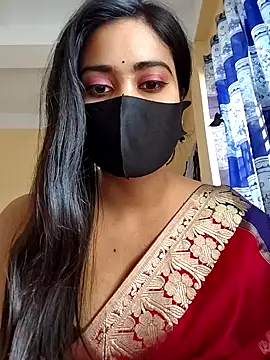 Snapshot of SimaRoy- chatting on 03.17.25 SimaRoy- online show from 03.17.25