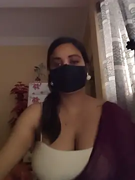 Snapshot of SimaRoy- chatting on 09.28.25 SimaRoy- online show from 09.28.25