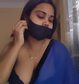 Snapshot of SimaRoy- chatting on 10.20.25 SimaRoy- online show from 10.20.25