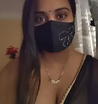 Snapshot of SimaRoy- chatting on 10.28.25 SimaRoy- online show from 10.28.25