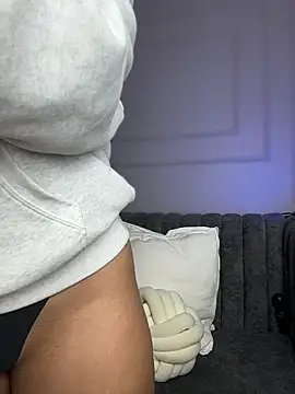 GabriellaFerrer online show from 02.02.26