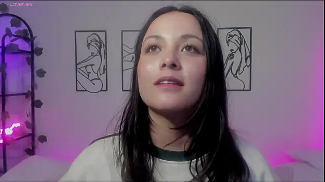 Megan Rodrigo online show from 01.23.25