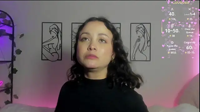 Megan Rodrigo online show from 03.06.25