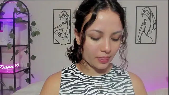 Megan Rodrigo online show from 03.15.25