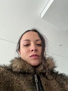 Megan Rodrigo online show from 07.03.26