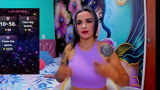 mia bigtits17 online show from 12.28.24