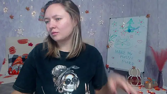 Snapshot of SallyVerda chatting on 12.02.25 SallyVerda online show from 12.02.25