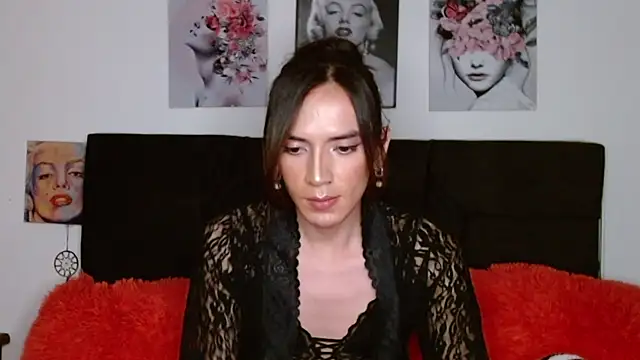 pearllatin online show from 10.03.25