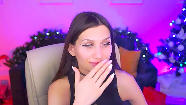 Snapshot of MollyPerry chatting on 12.07.24 MollyPerry online show from 12.07.24