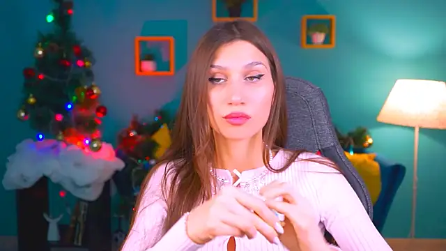 Snapshot of MollyPerry chatting on 12.27.24 MollyPerry online show from 12.27.24