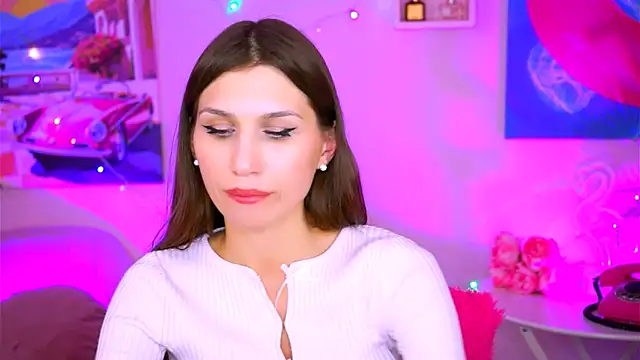 Snapshot of MollyPerry chatting on 01.10.25 MollyPerry online show from 01.10.25