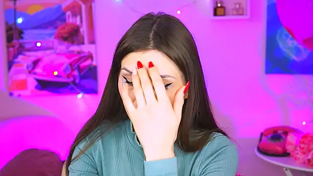 Snapshot of MollyPerry chatting on 02.16.25 MollyPerry online show from 02.16.25