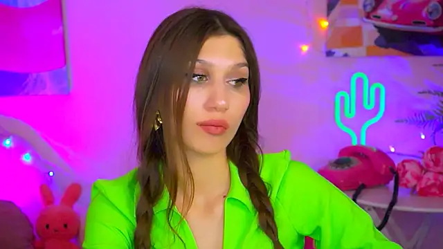 Snapshot of MollyPerry chatting on 03.11.25 MollyPerry online show from 03.11.25