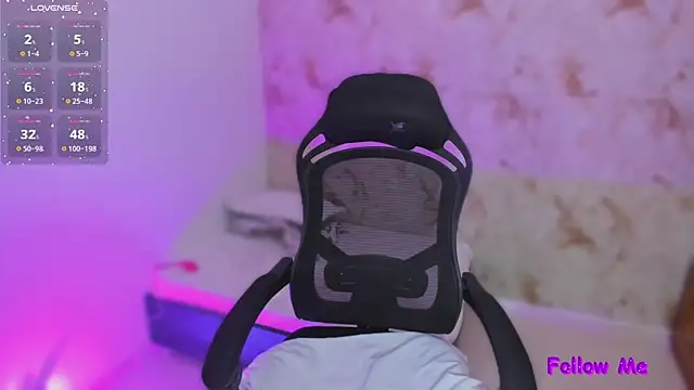 Abbieowenx online show from 12.19.25