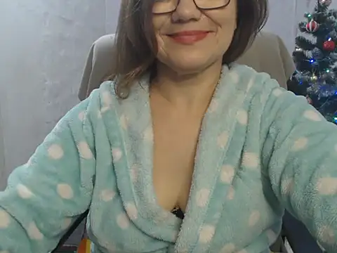 KittyyLaBeauty online show from 01.05.26