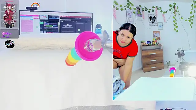 Snapshot of Daki_Ume_ chatting on 11.22.25 Daki Ume online show from 11.22.25