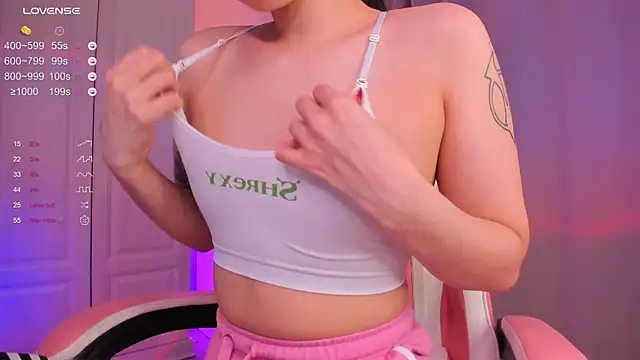 FreyaRaya online show from 12.08.24