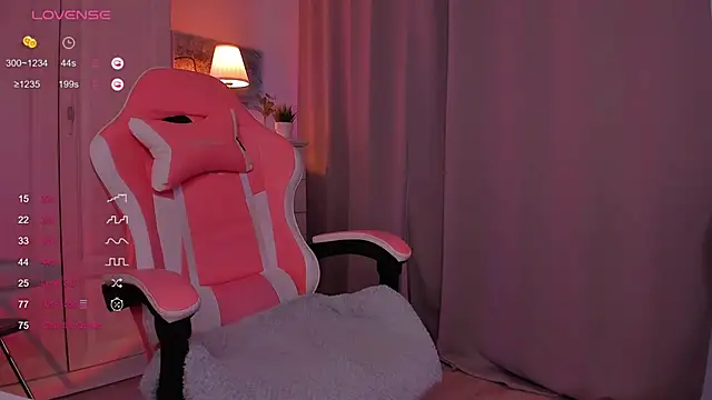 FreyaRaya online show from 01.31.25