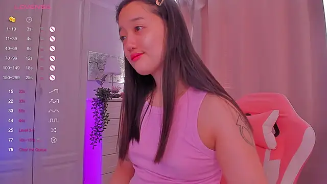 FreyaRaya online show from 02.05.25