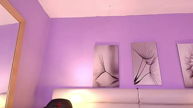 milan sweet online show from 04.21.26