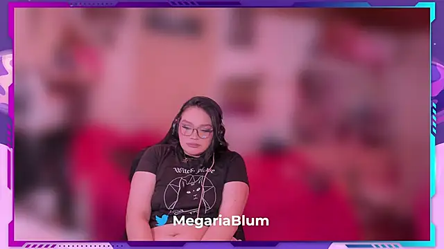 Snapshot of MegariaB chatting on 05.08.26 MegariaB online show from 05.08.26