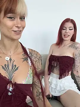 SallyDinosaur online show from 10.04.25