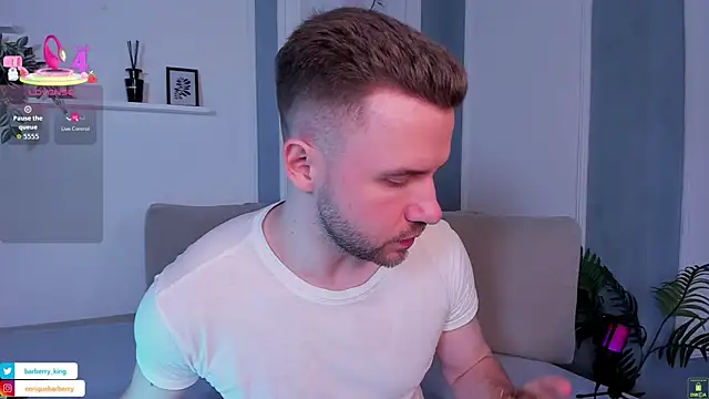 EnriqueBarberry online show from 04.11.26