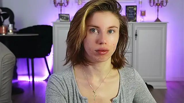 ivyleague  online show from 11.04.25