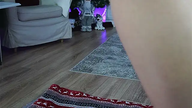 ivyleague  online show from 12.05.25