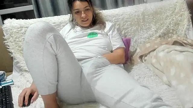 Dyana Kaylinn online show from 01.11.25