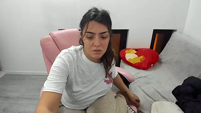 Dyana Kaylinn online show from 01.16.26