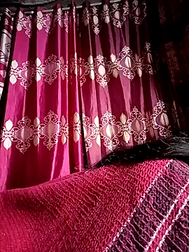 Snapshot of Depte- chatting on 01.28.25 Depte- online show from 01.28.25