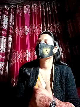 Snapshot of Depte- chatting on 02.01.25 Depte- online show from 02.01.25