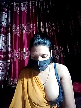 Snapshot of Depte- chatting on 02.05.25 Depte- online show from 02.05.25