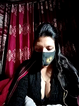 Snapshot of Depte- chatting on 02.07.25 Depte- online show from 02.07.25
