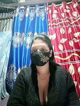 Snapshot of Depte- chatting on 02.08.25 Depte- online show from 02.08.25