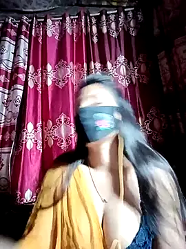 Snapshot of Depte- chatting on 02.21.25 Depte- online show from 02.21.25