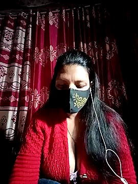 Snapshot of Depte- chatting on 03.04.25 Depte- online show from 03.04.25