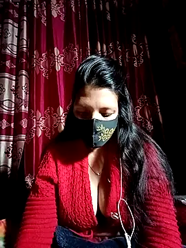 Snapshot of Depte- chatting on 03.05.25 Depte- online show from 03.05.25